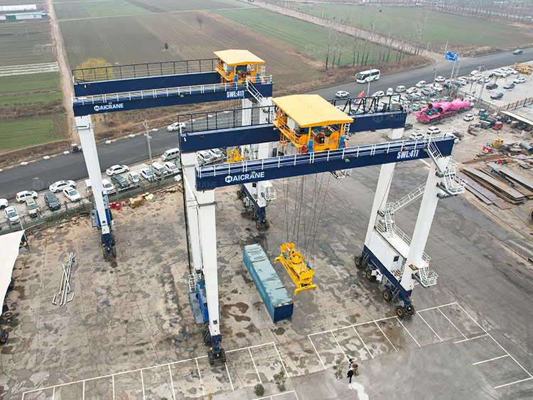 RTG gantry cranes